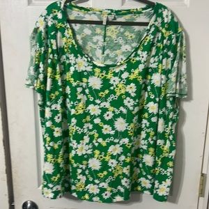 Short sleeve top from Cato size 26/28